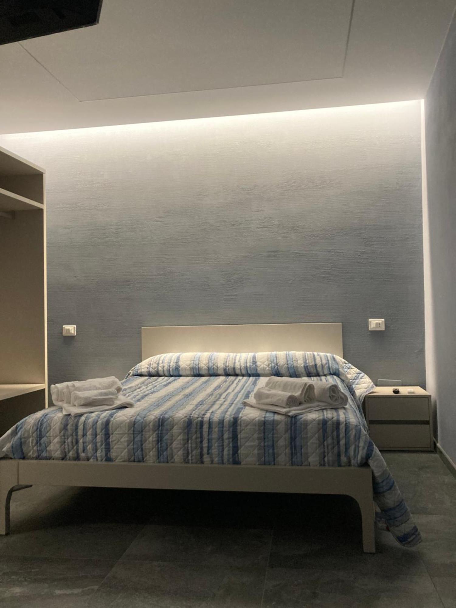 Ferienwohnung Residenza Ferdinando - 40M Dal Mare Pizzo  Exterior foto