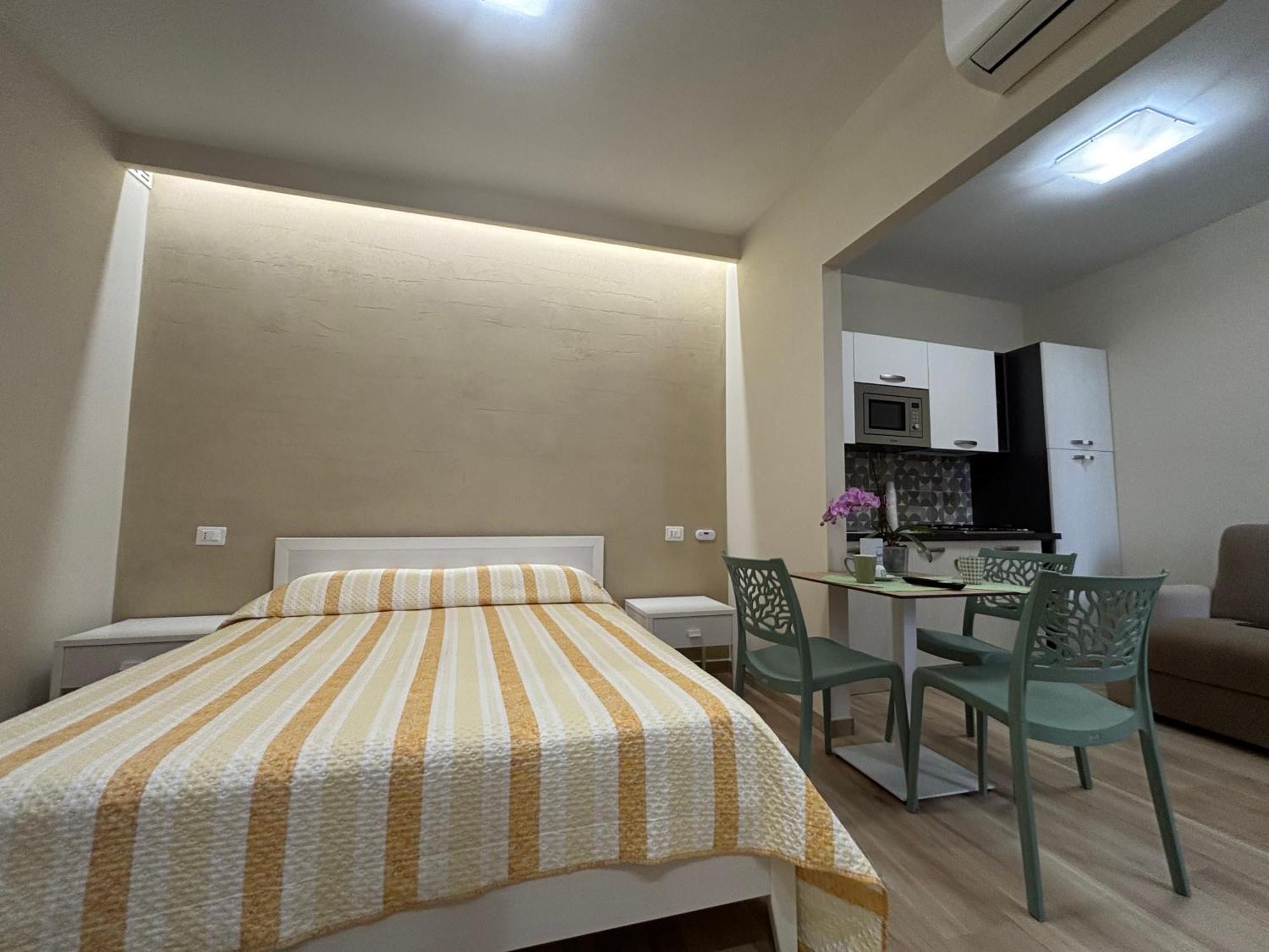 Ferienwohnung Residenza Ferdinando - 40M Dal Mare Pizzo  Exterior foto